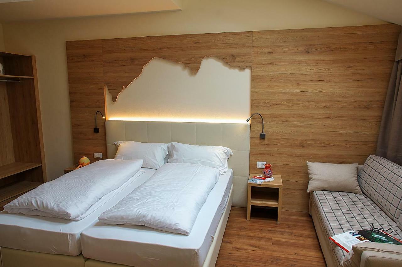 Botton D'Oro Delle Dolomiti Bed & Breakfast Vattaro Exterior photo